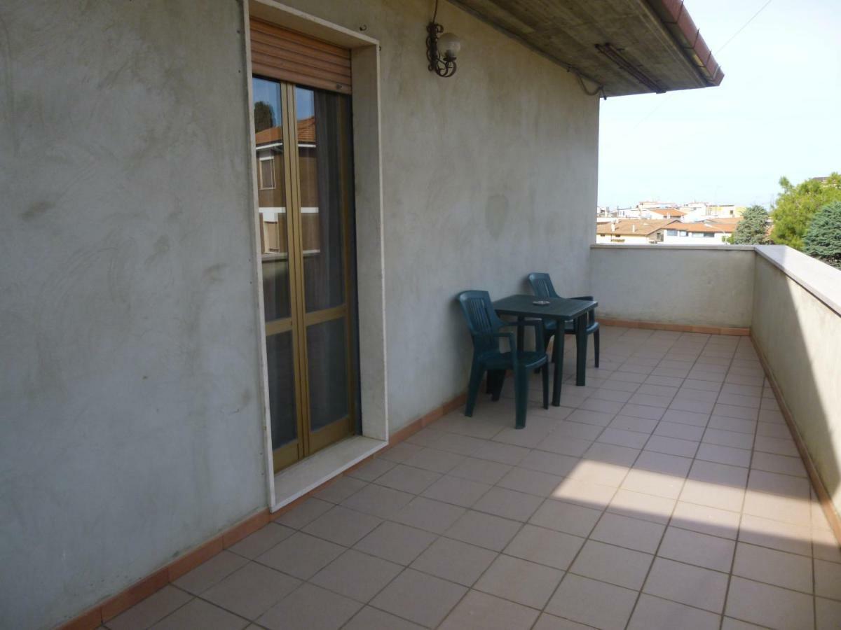 B&B Sunbeach San Benedetto del Tronto Exterior photo